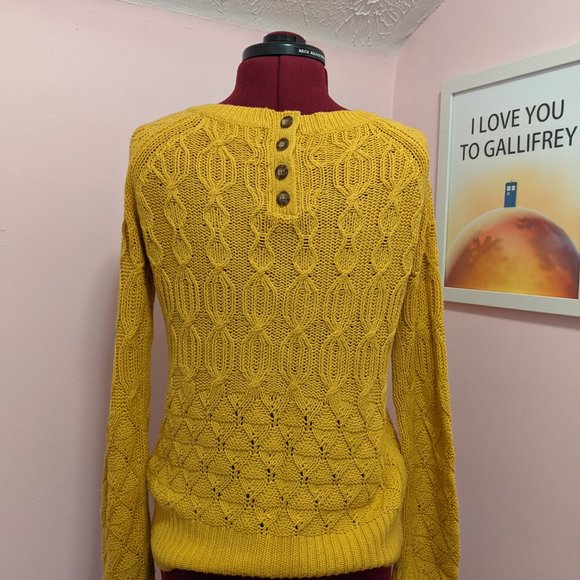 Sparrow Yellow sweater - Picture 3 of 6